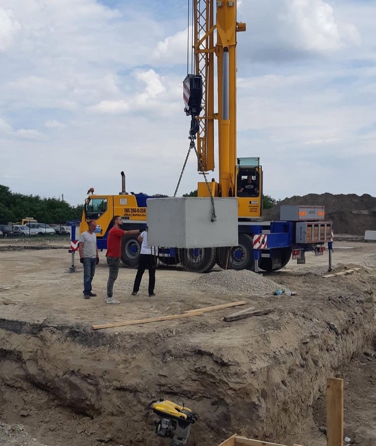 WhatsApp Image 2025-09-11 at 07.54.50_555bb20d.jpg