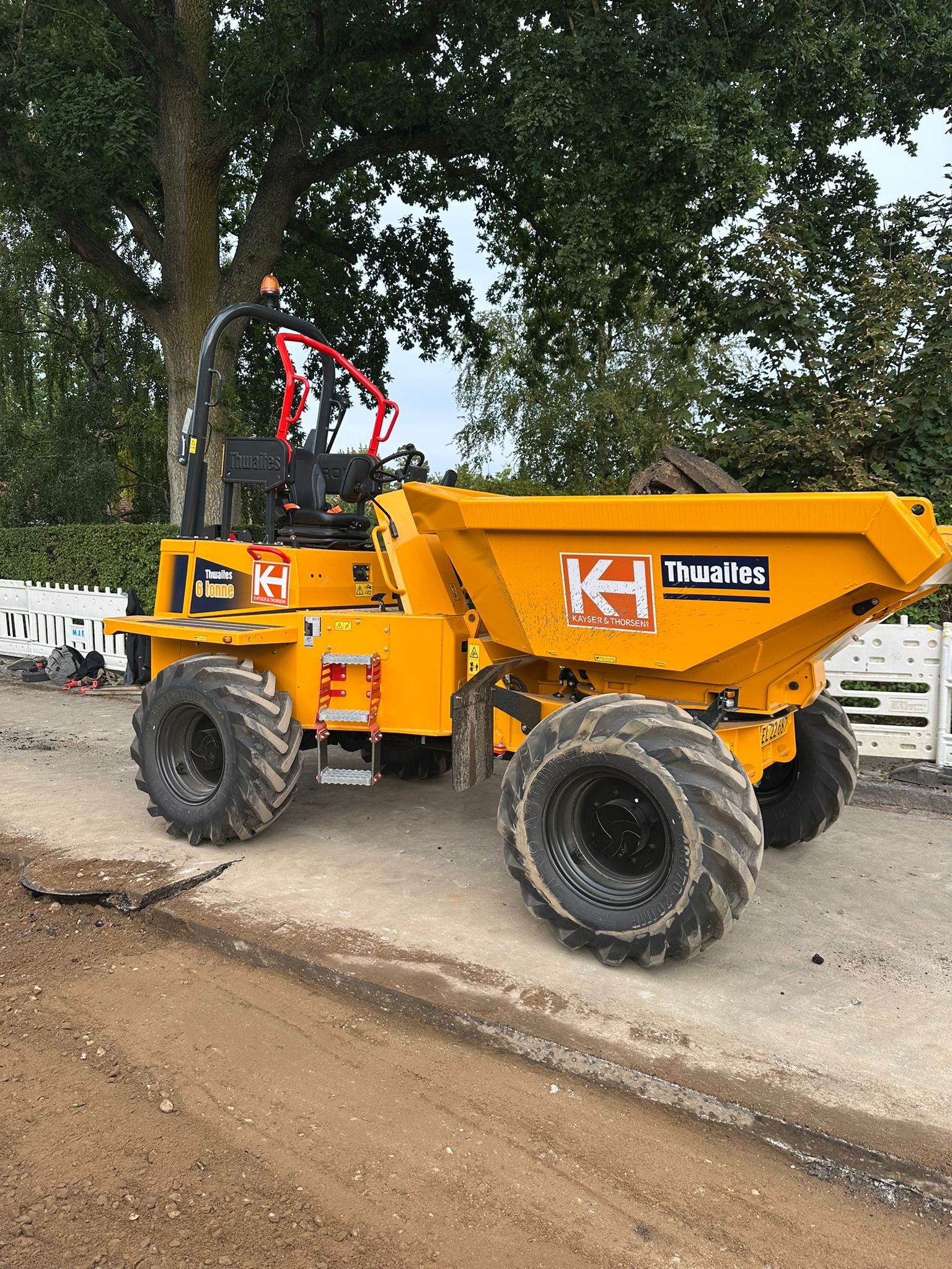 WhatsApp Image 2025-09-11 at 07.55.34_82118902.jpg